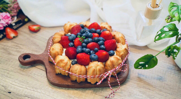 ART WORKSHOP FROM THE ORGANIC LIFE SERIES: "COURONNE DE CHOUX"