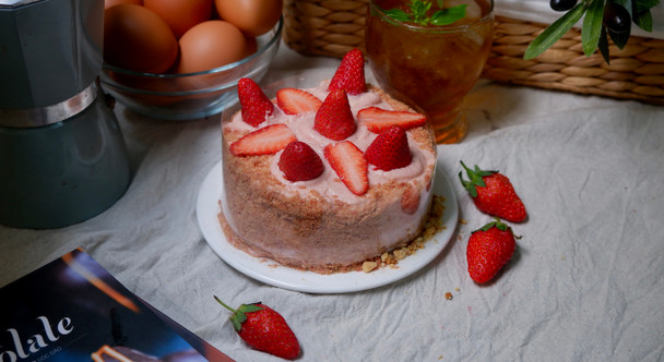 ART WORKSHOP "STRAWBERRY DOUBLE FROMAGE CHEESECAKE"