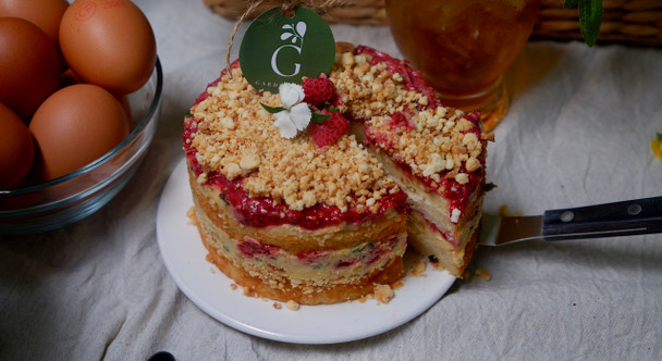 ART WORKSHOP "MOMOFUKU STYLE BASIL RASBERRY CAKE"